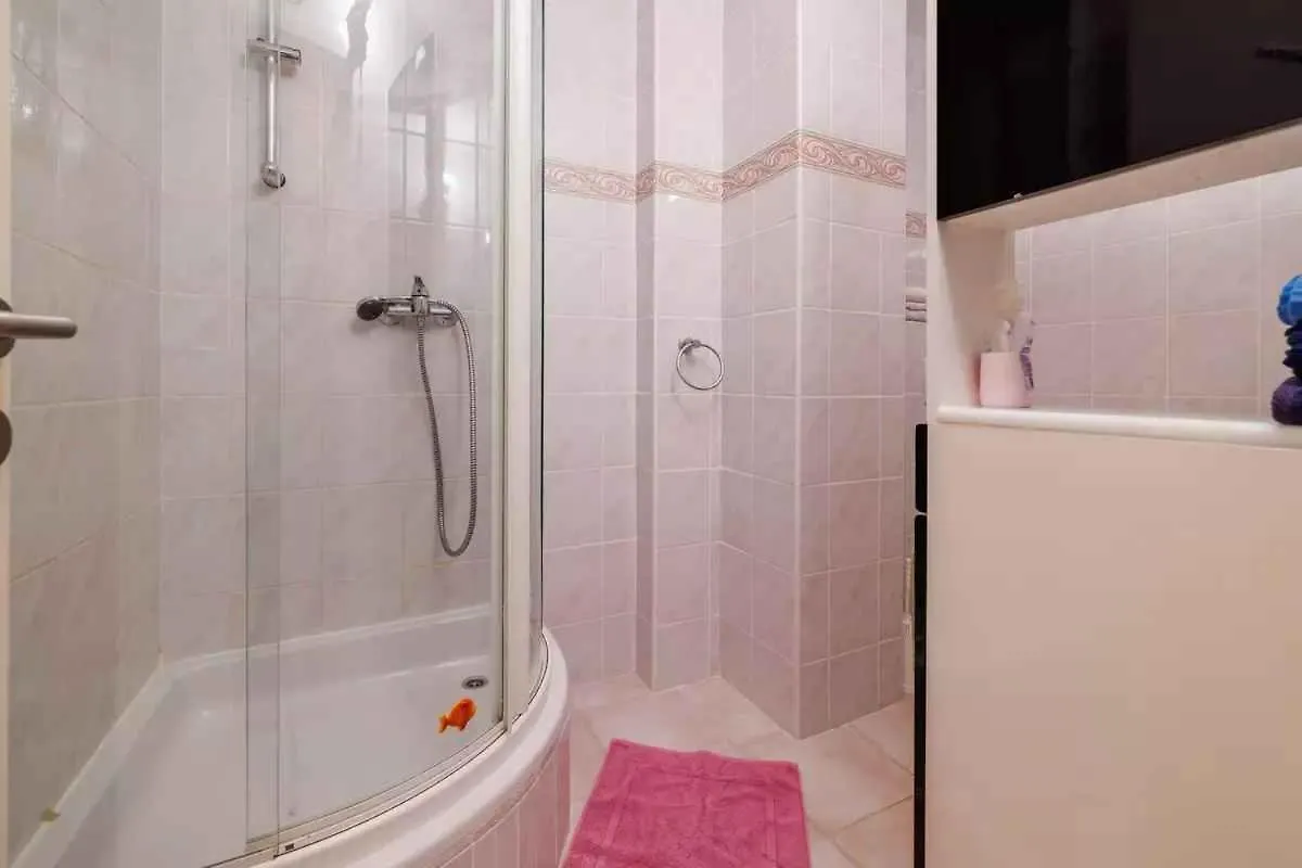 Apartment In Grizane 47579