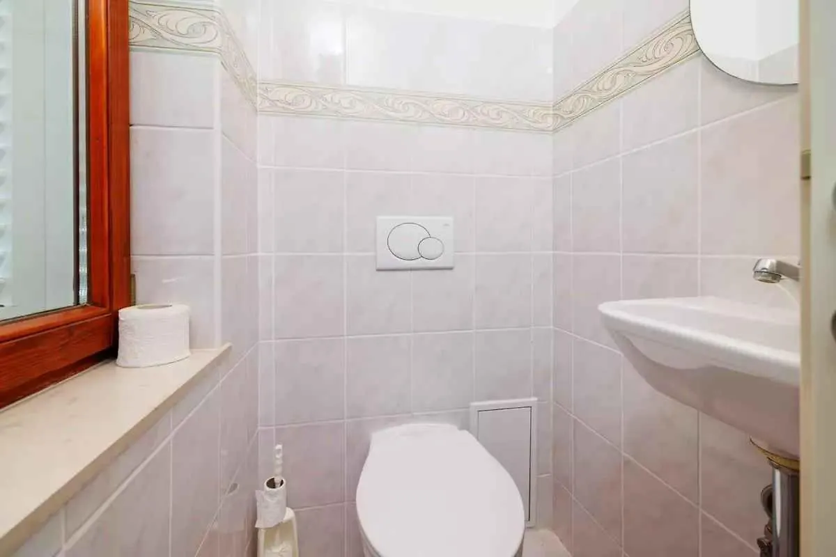 Apartment In Grizane 47579