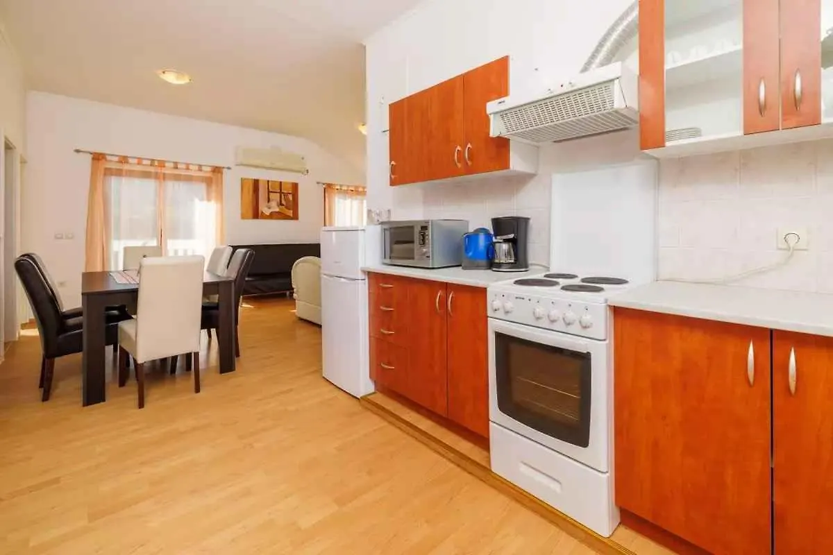 Apartment In Grizane 47579 Croatia